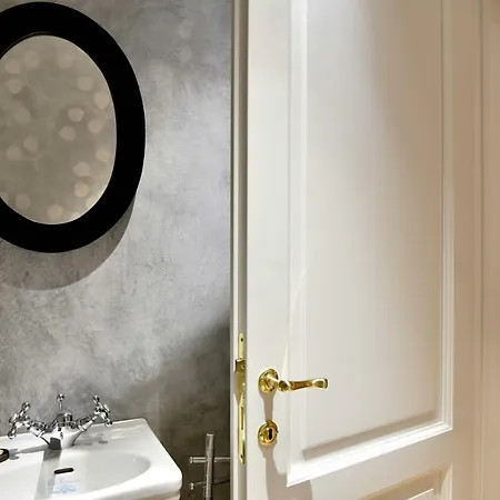 La Croce D'oro Santa Croce